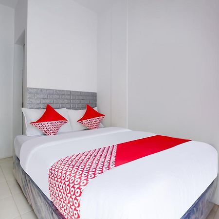 Oyo 3279 Joy Residence Samarinda Luaran gambar