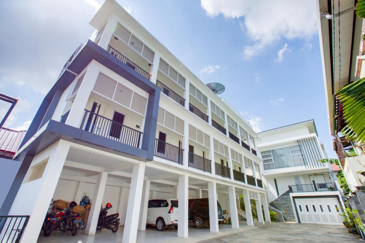 Oyo 3279 Joy Residence Samarinda Luaran gambar