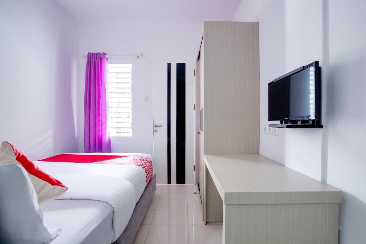 Oyo 3279 Joy Residence Samarinda Luaran gambar